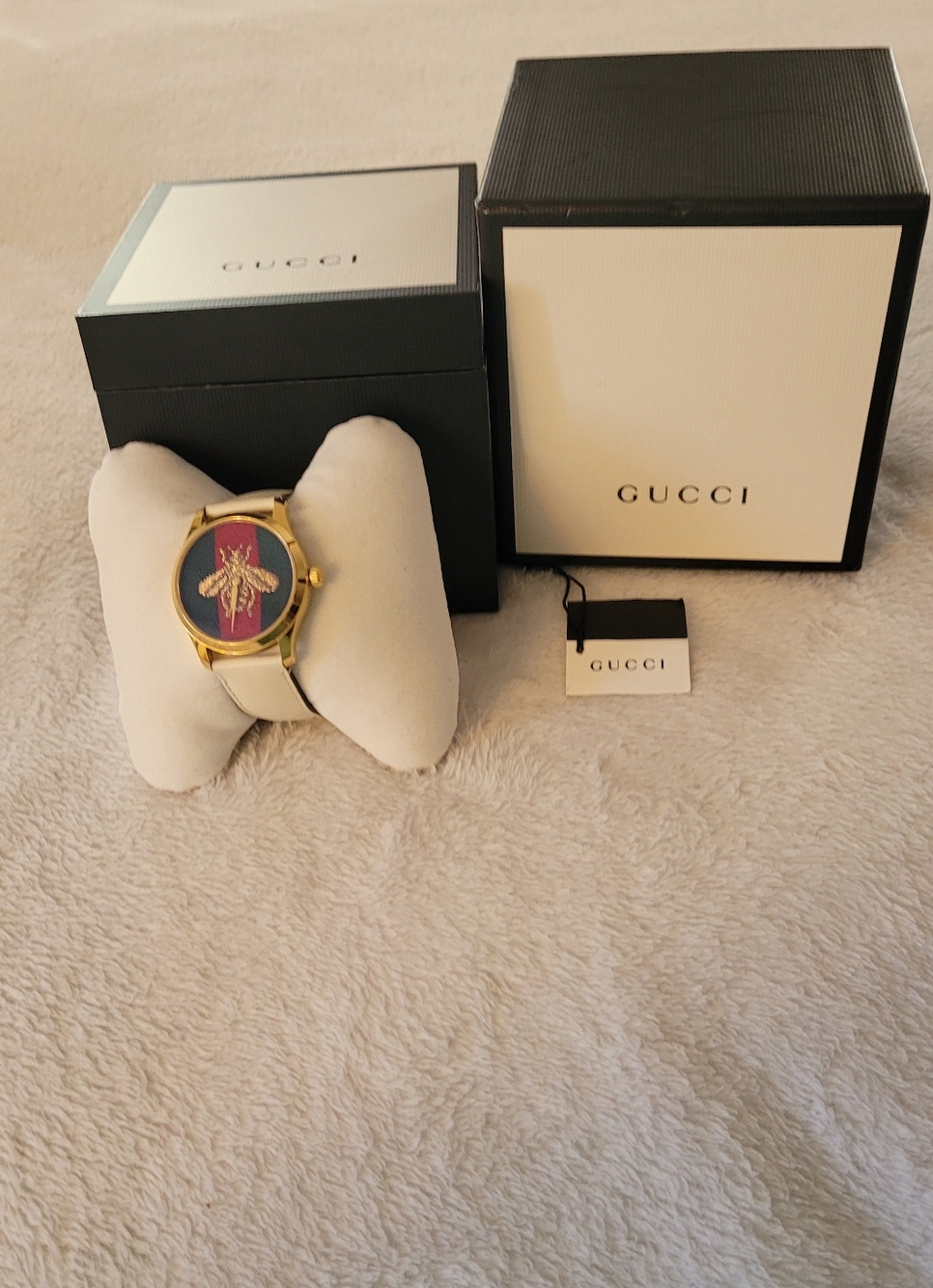 Gucci G- Timeless Bee Womens Watch